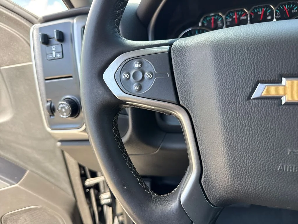 Used 2015 Black Chevrolet LT image 16