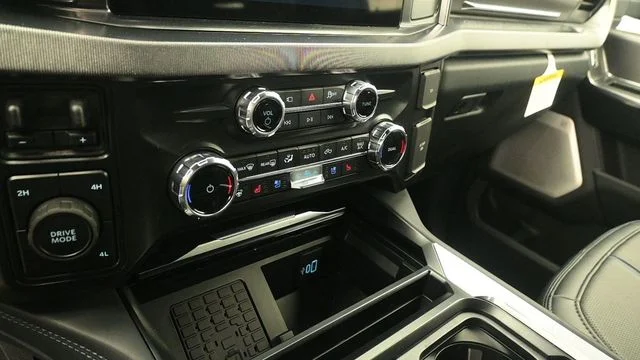 New 2026 Glacier Gray Metallic Tri-Coat Ford F-350® Platinum® image 17