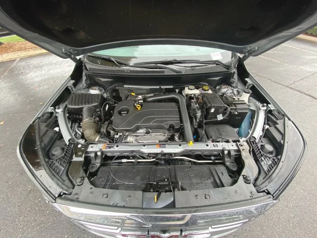 Used 2024 Silver GMC SLT image 26