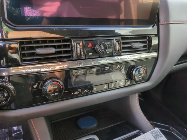 New 2026 Boulder Gray Pearl / Super Black Two-tone Nissan Rock Creek® image 21