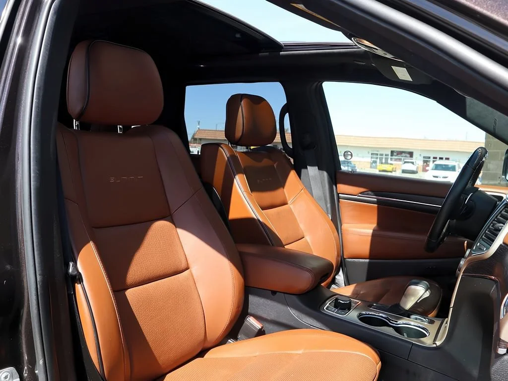 Used 2017 Luxury Brown Pearl Jeep Summit image 24