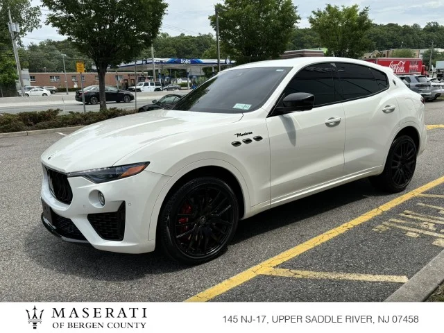 2024 Maserati Levante Modena Ultima's photo