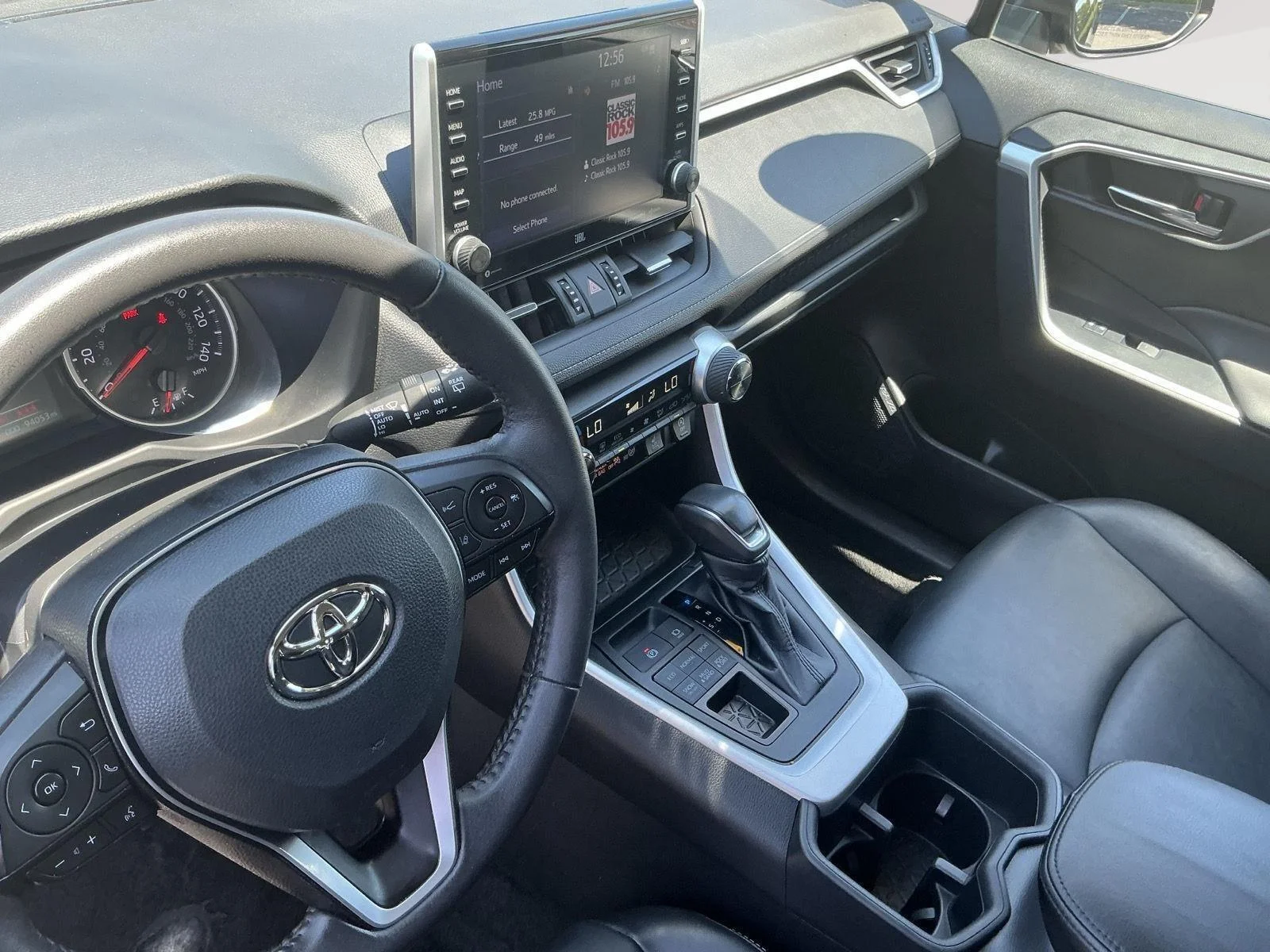 Used 2022 Magnetic Gray Metallic Toyota XLE Premium image 15