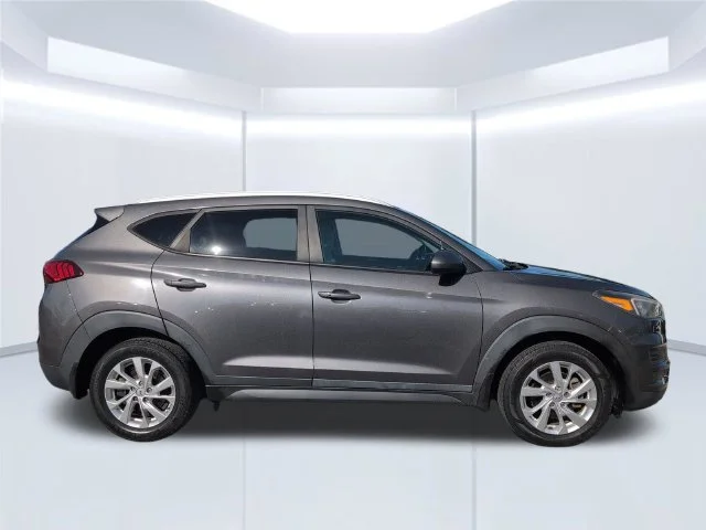 Used 2020 Gray Hyundai Value image 6