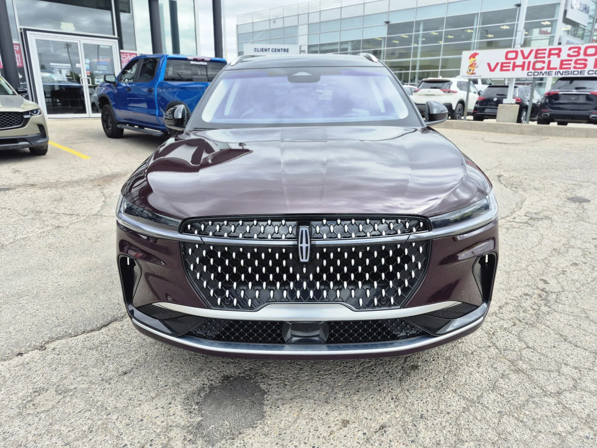 Certified Used 2024 Diamond Red Metallic Tinted Clearcoat Lincoln Reserve AWD*Adaptive Cruise | Remote Start | Nav | 360 Cam | Cooled Leather | Htd Wheel | CarPlay image 4