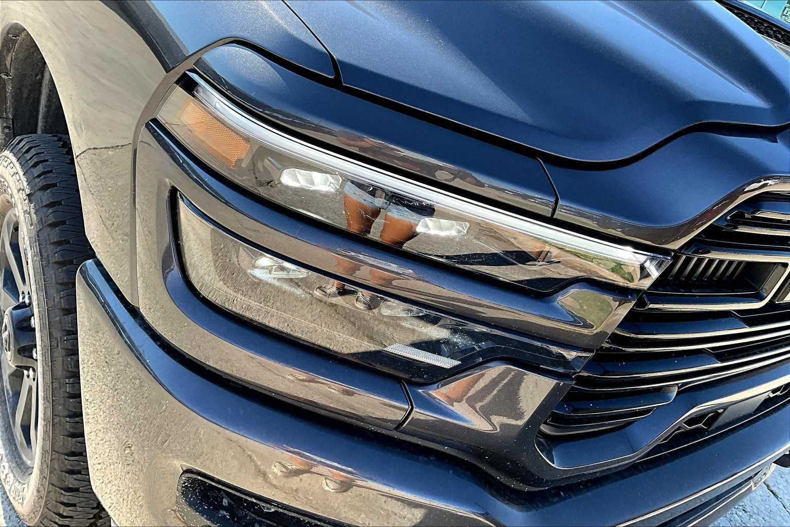 Used 2025 Granite Crystal Metallic Clearcoat Ram Laramie image 14