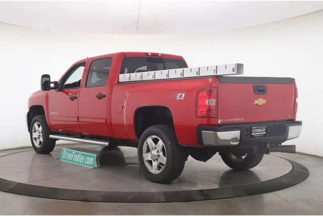 Used 2014 Red Chevrolet LT image 8