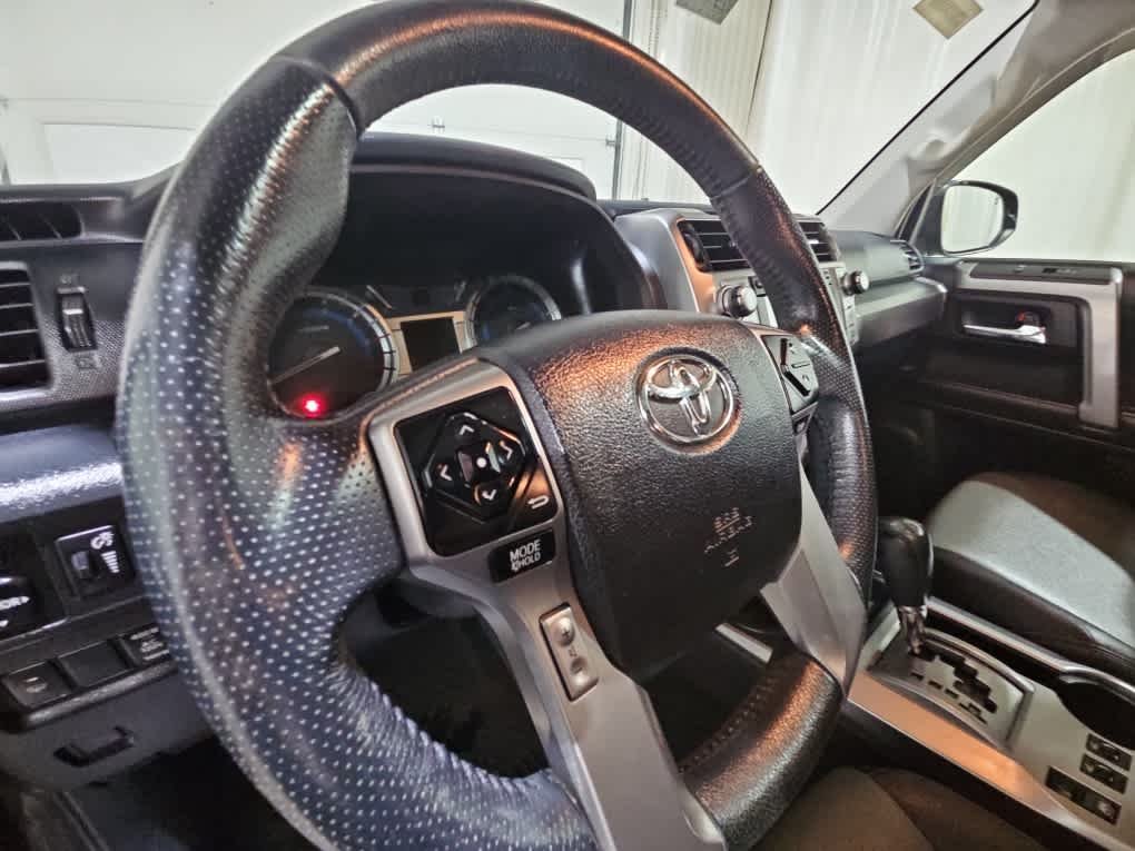 Certified Used 2018 Midnight Black Metallic Toyota SR5 Premium image 8