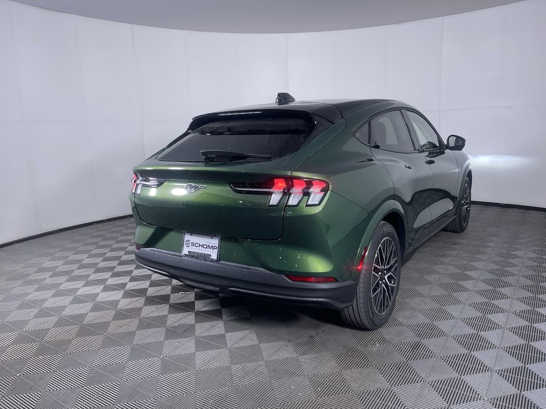 New 2026 Eruption Green Metallic Ford Premium image 24