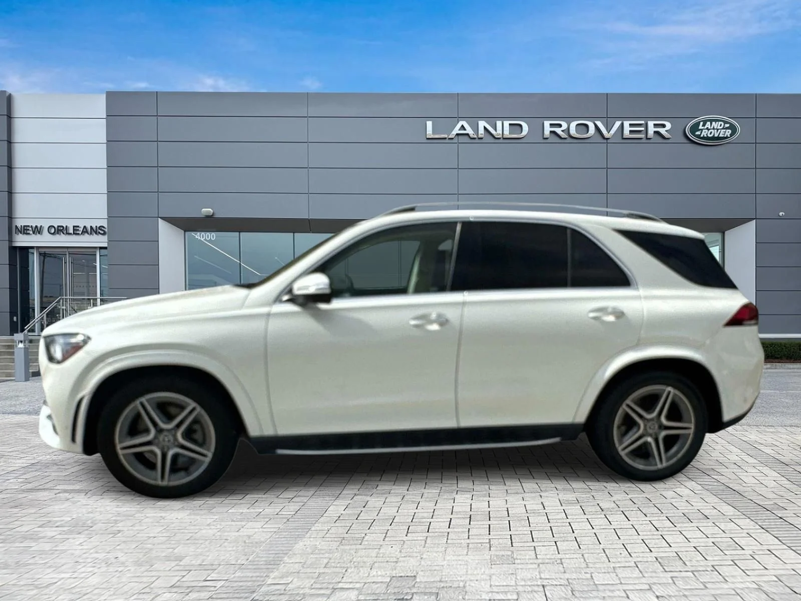 Used 2021 White Mercedes-Benz GLE 450 image 5