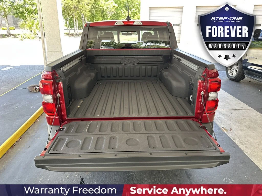 Used 2025 Red Ford Lariat image 31