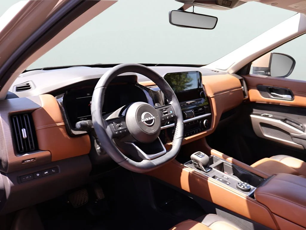 Used 2024 Beige Nissan Platinum image 19
