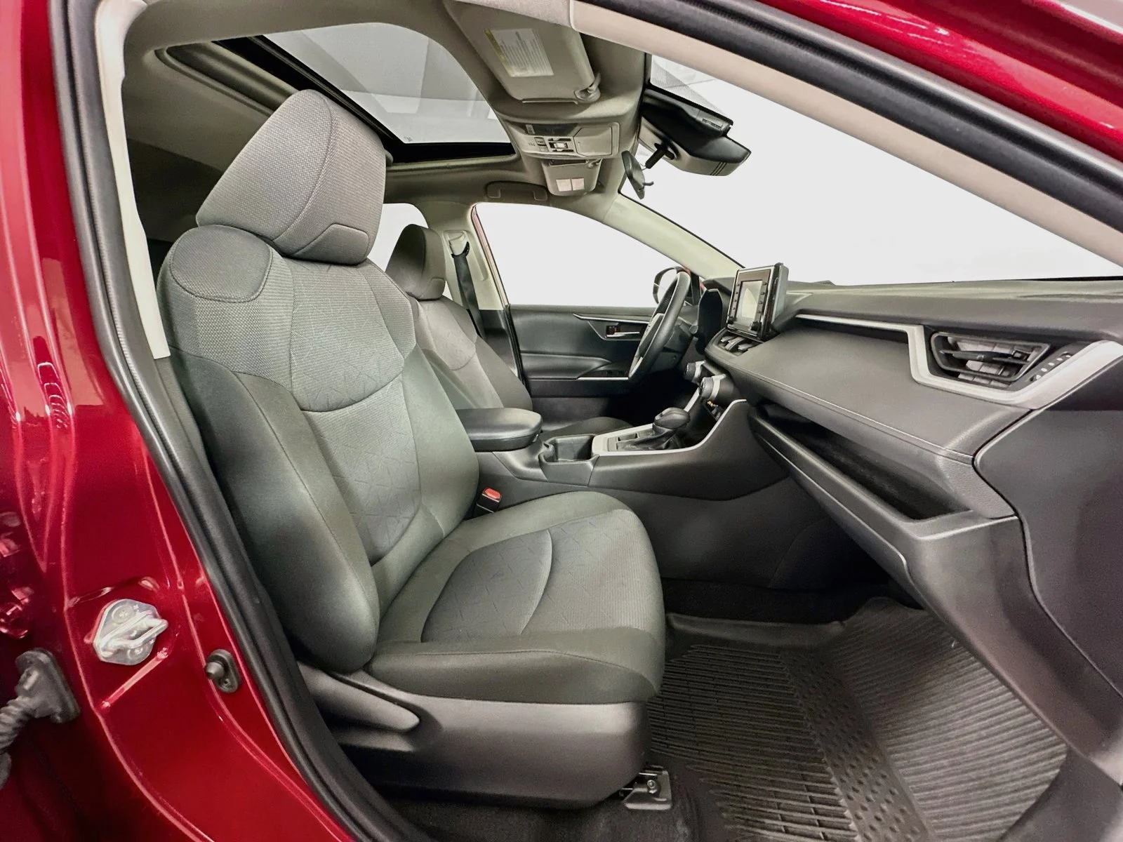 Used 2022 Red Toyota XLE image 29