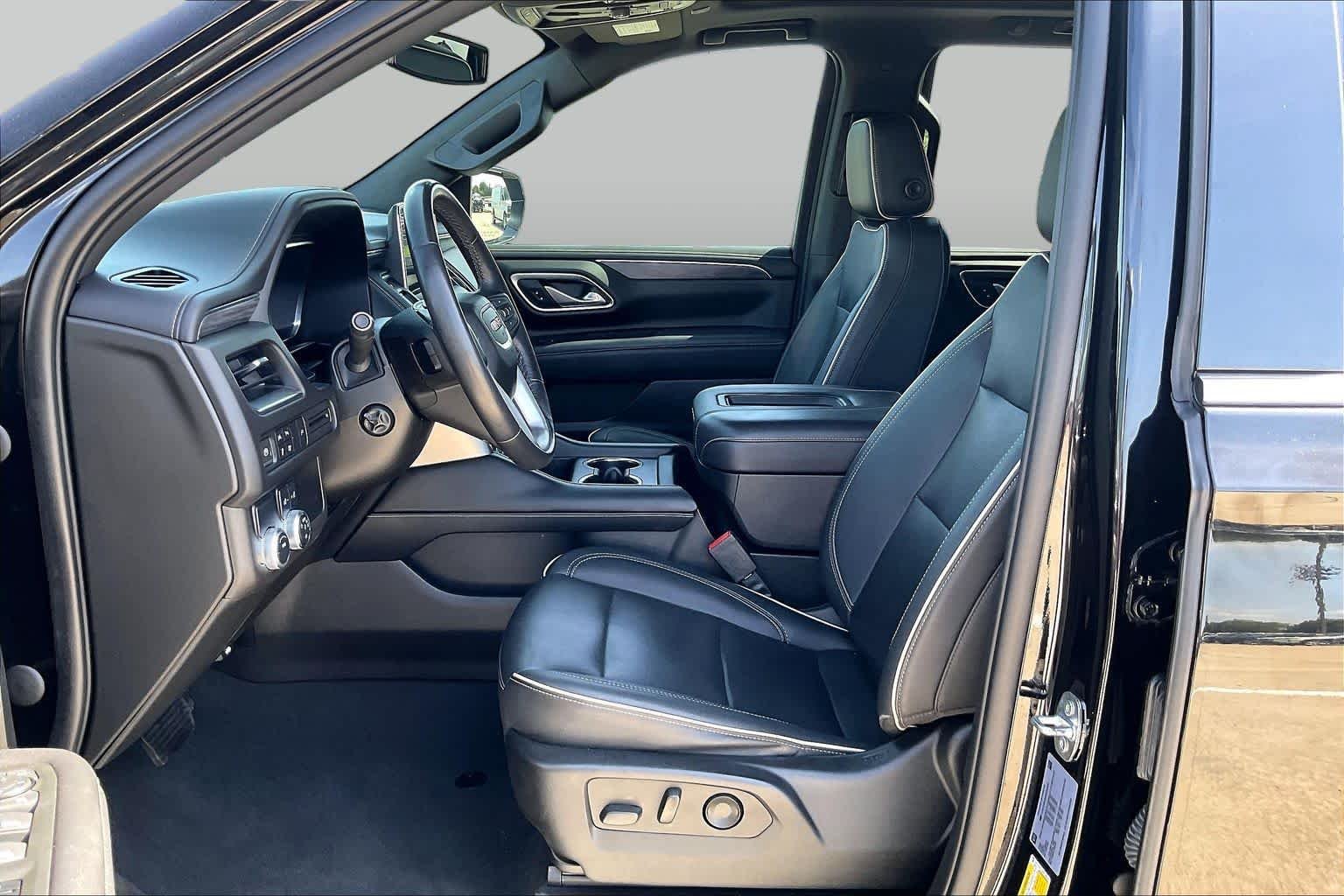 Used 2022 Onyx Black GMC SLT image 8