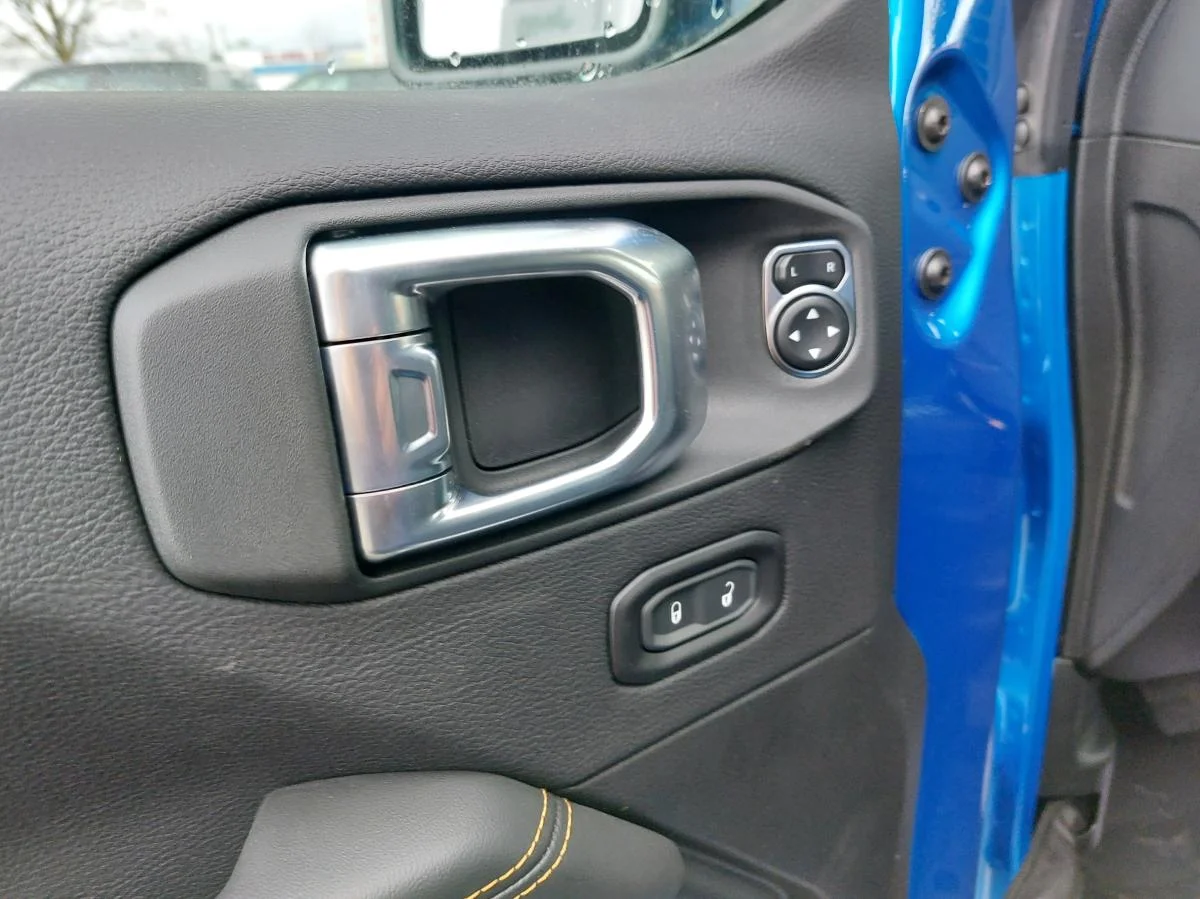 New 2026 Blue Jeep Sahara 4 Door 4x4 image 10