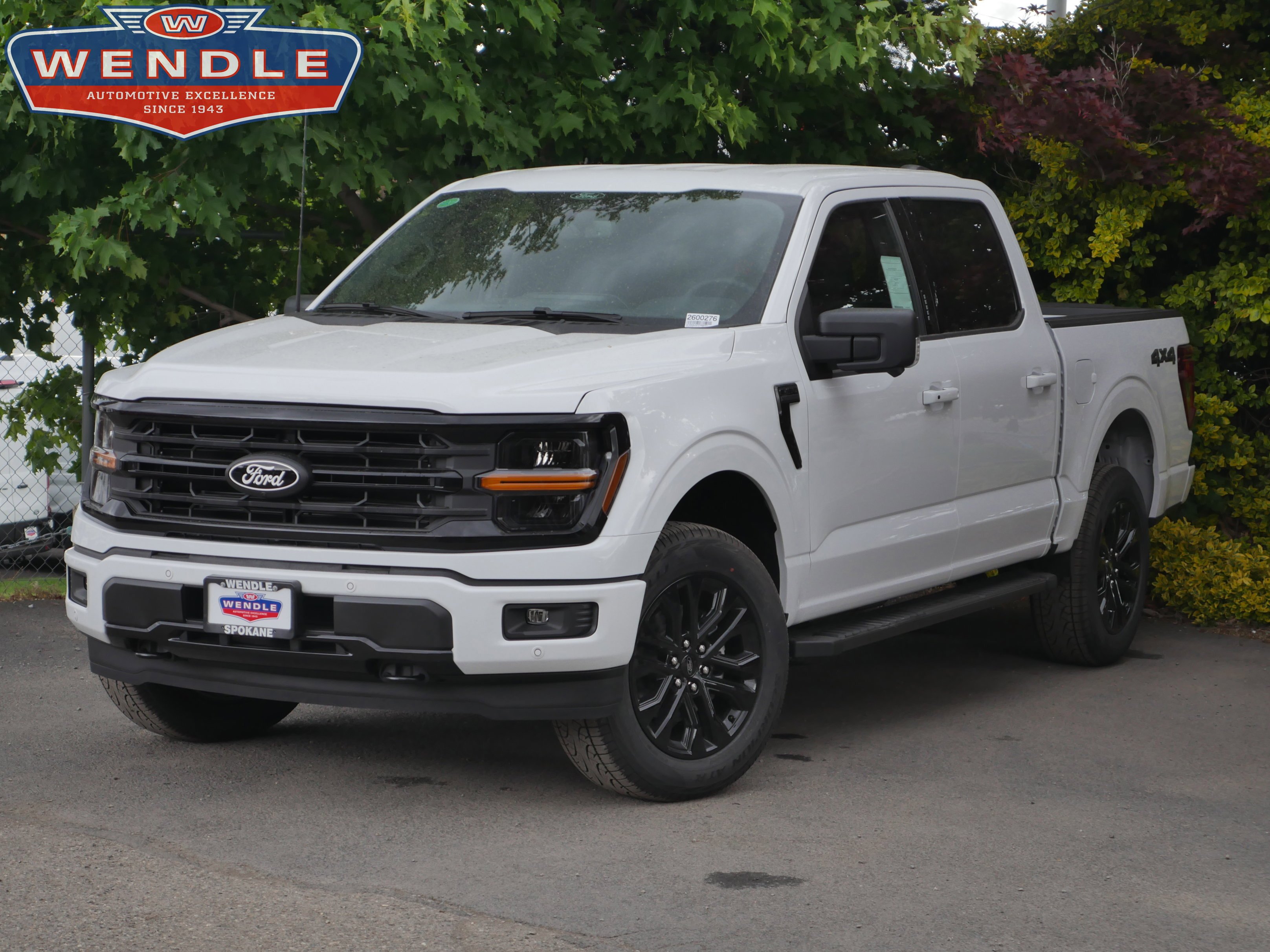 New 2026 Oxford White Ford XLT image 1