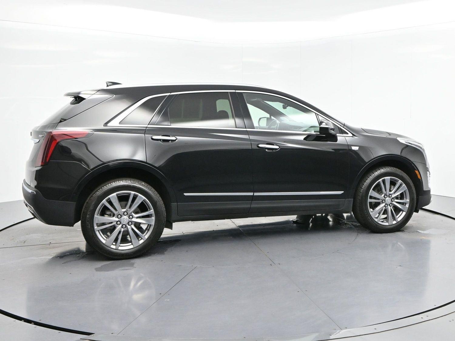Used 2025 Stellar Black Metallic Cadillac Premium Luxury image 8