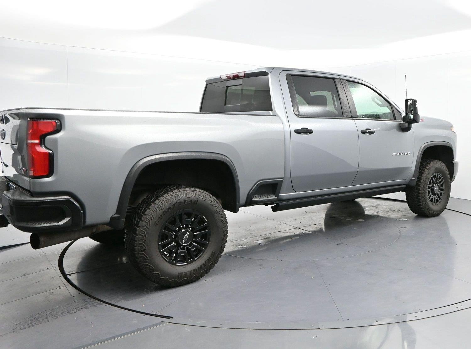 Used 2024 Sterling Gray Metallic Chevrolet ZR2 image 7