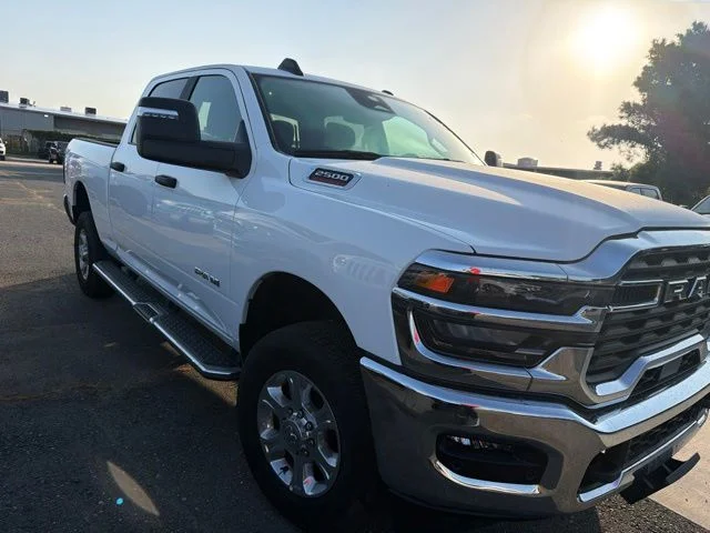 Used 2026 White Ram Big Horn image 4