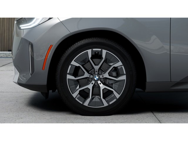 New 2026 Skyscraper Grey Metallic BMW 30 xDrive image 7