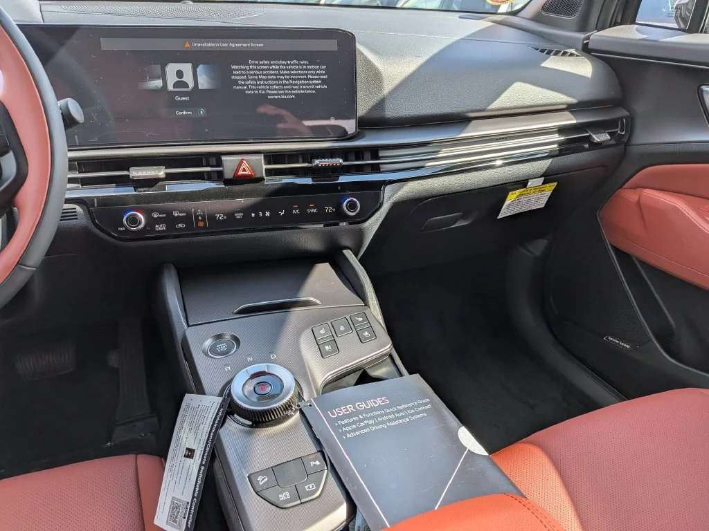 New 2027 Fusion Black Kia SX-Prestige image 37
