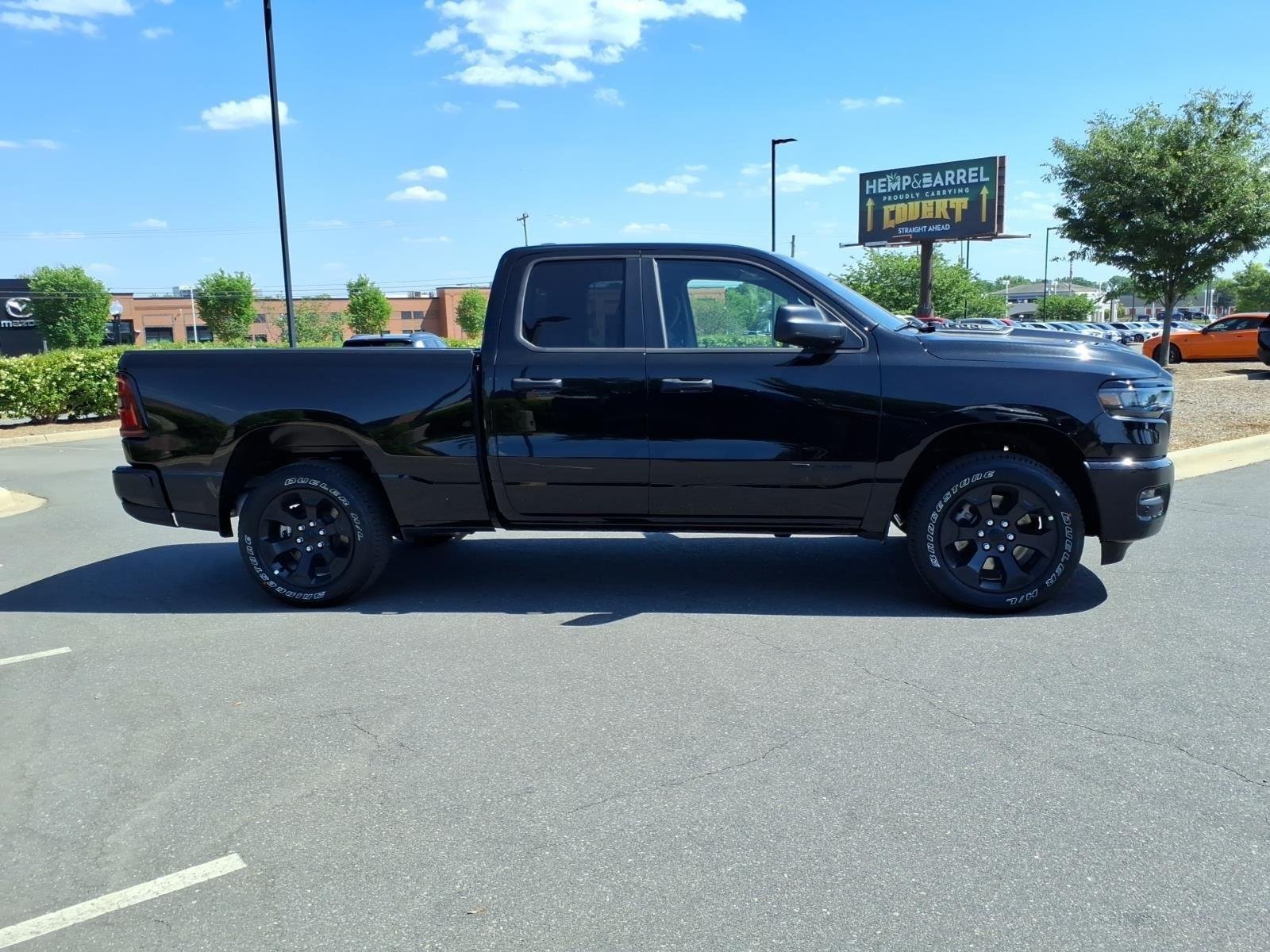 New 2026 Diamond Black Crystal Pearl-Coat Exterior Paint RAM Express image 9