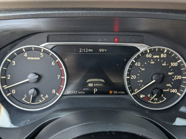 Used 2023 Red Nissan SL image 17