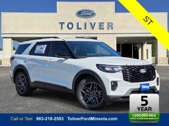 New 2027 Star White Metallic Tri-Coat Ford ST image 1