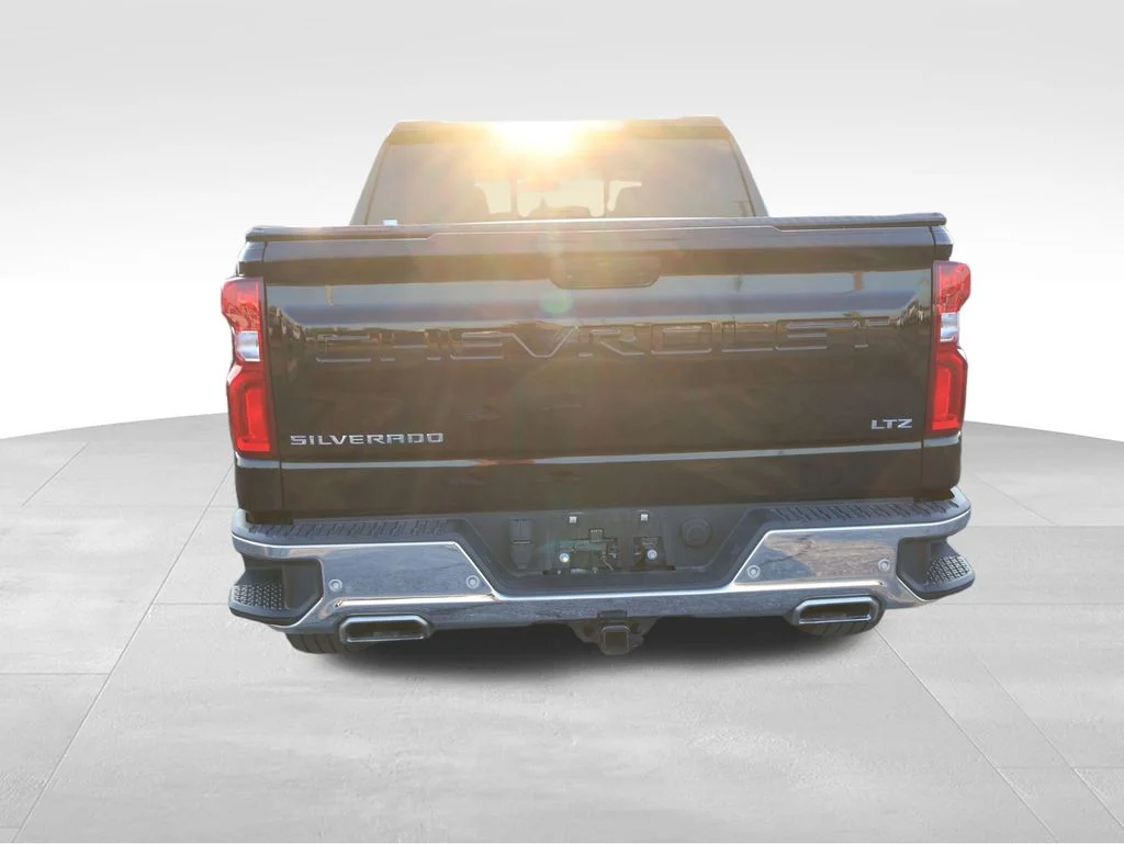 Used 2019 Black Chevrolet LTZ image 20
