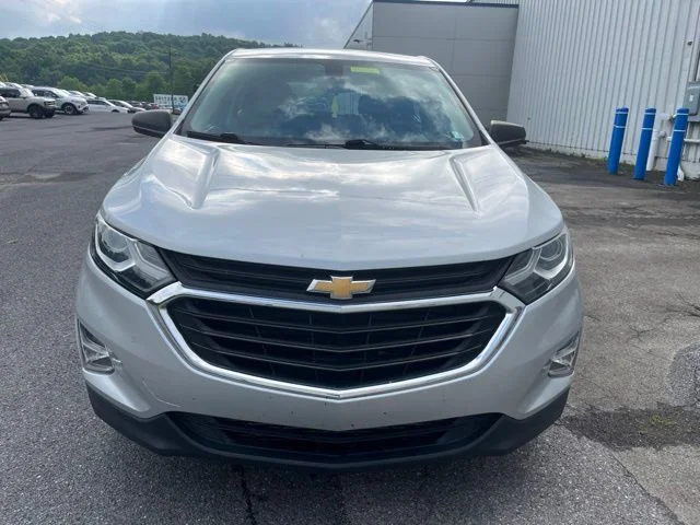 Used 2018 Silver Ice Metallic Chevrolet LS image 11