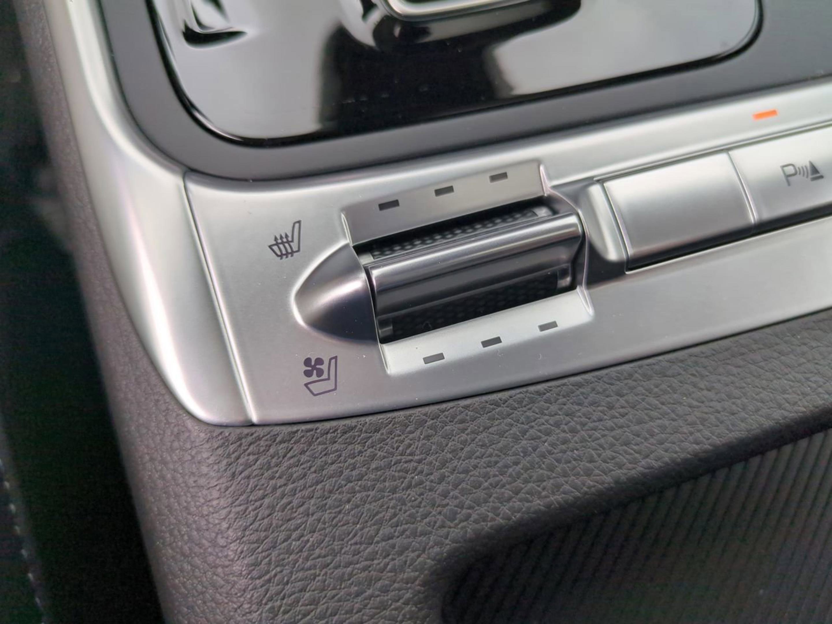 2026 Kia Carnival SX - Photo 29