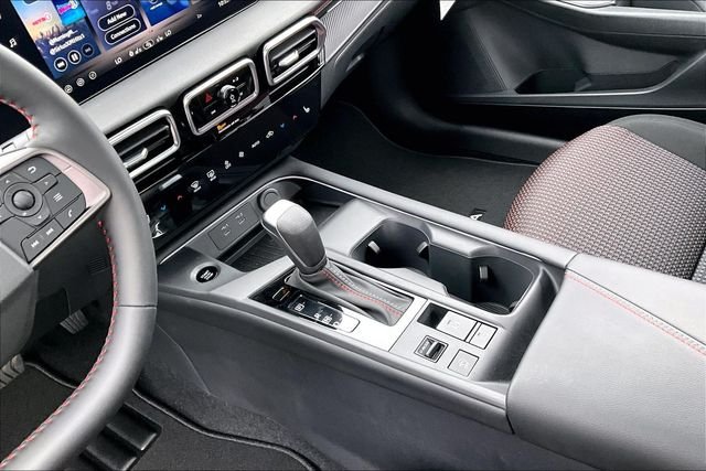 New 2026 Nissan Sentra SR 4D Sedan