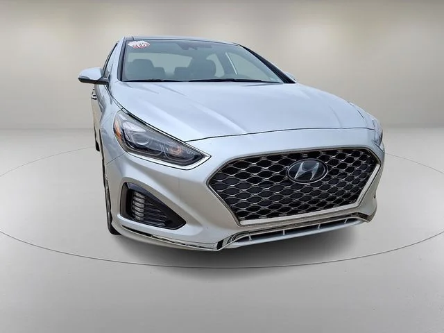 Used 2018 Silver Hyundai Limited 2.0T+ image 2