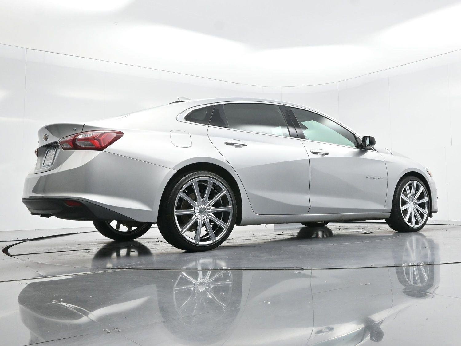 Used 2021 SILVER ICE METALLIC Chevrolet LT image 51