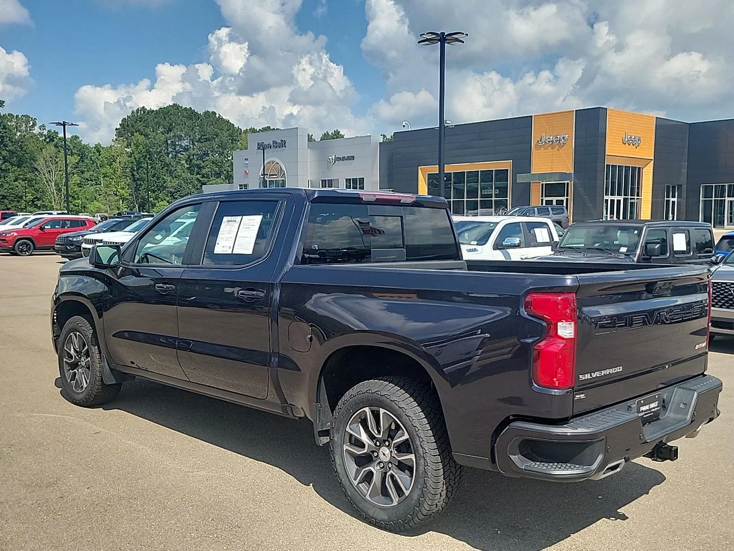 Used 2022 Dark Ash Metallic Chevrolet RST image 15