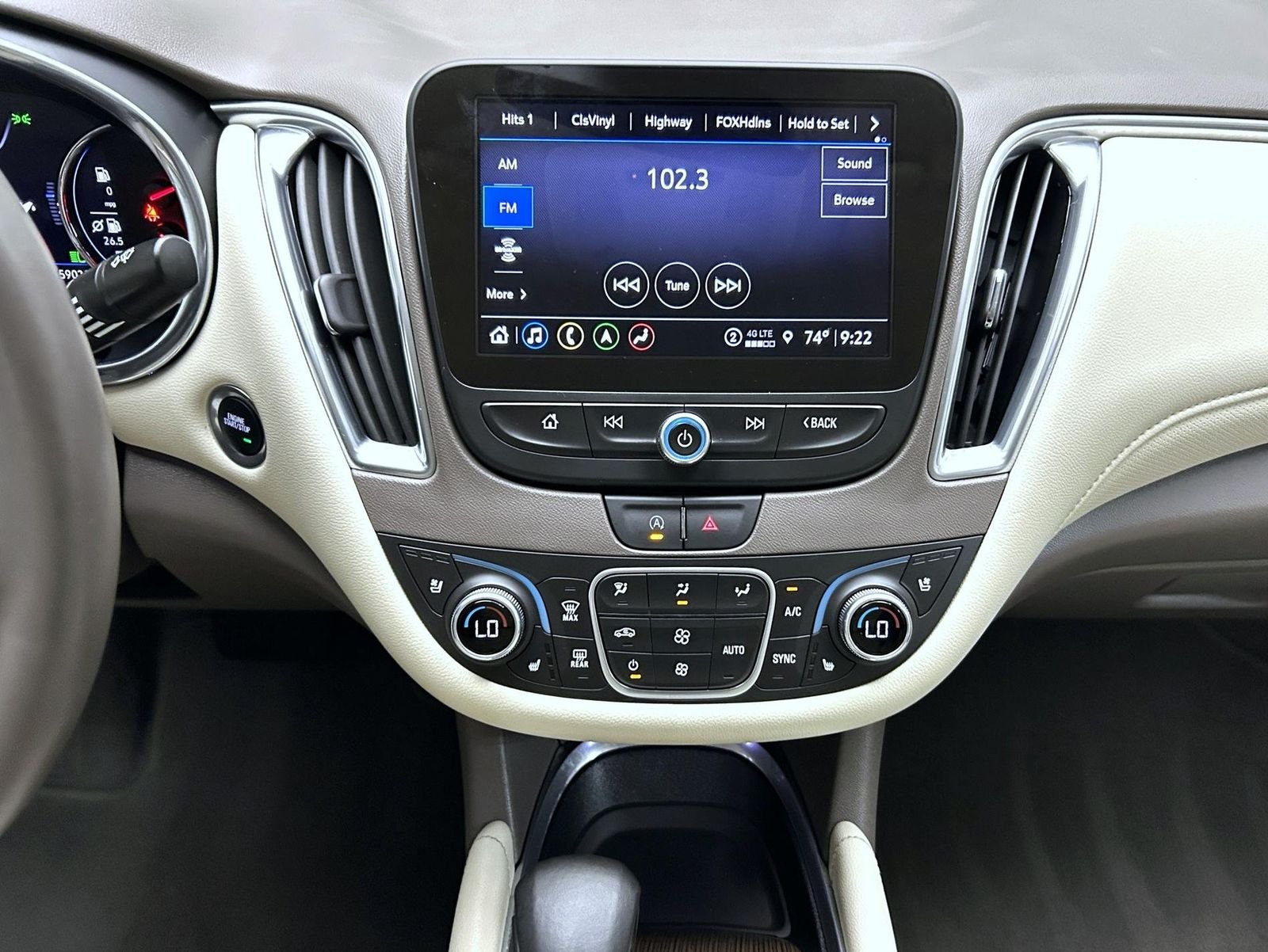 Used 2024 White Chevrolet LT image 13