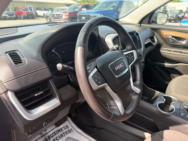 Used 2019 Blue Emerald Metallic GMC SLE image 22