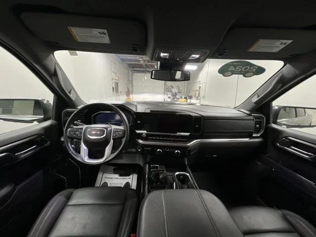 2024 GMC Sierra 1500 SLT - Photo 21