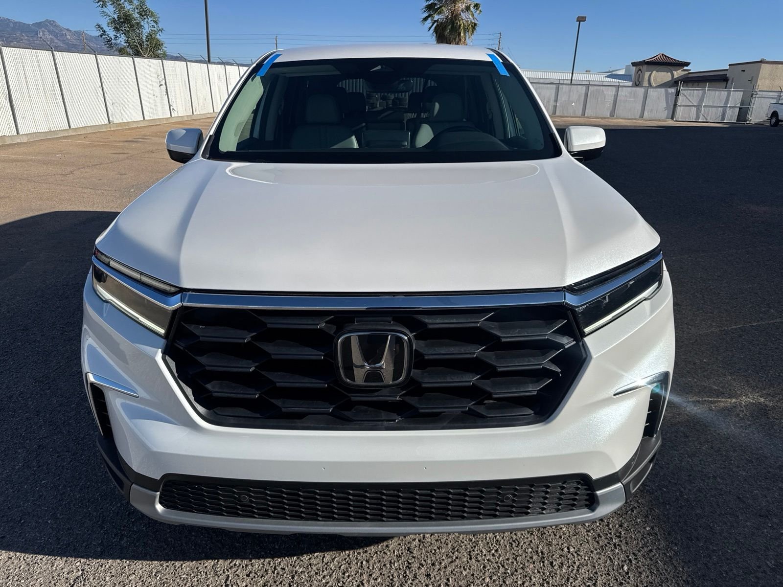 Used 2025 Platinum White Honda EX-L image 2