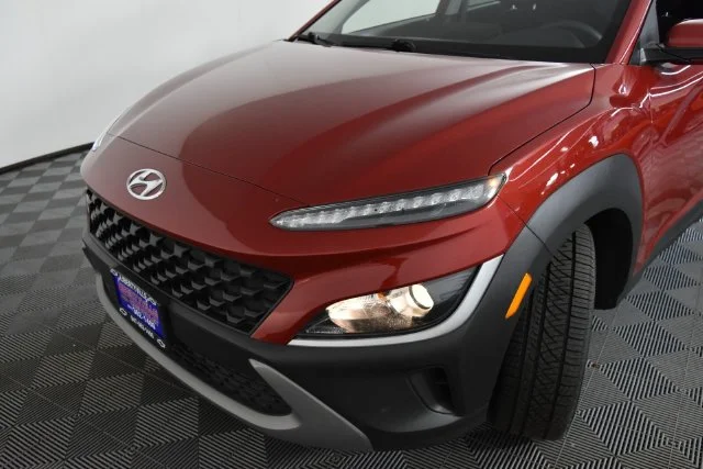 Used 2022 Red Hyundai SEL image 10