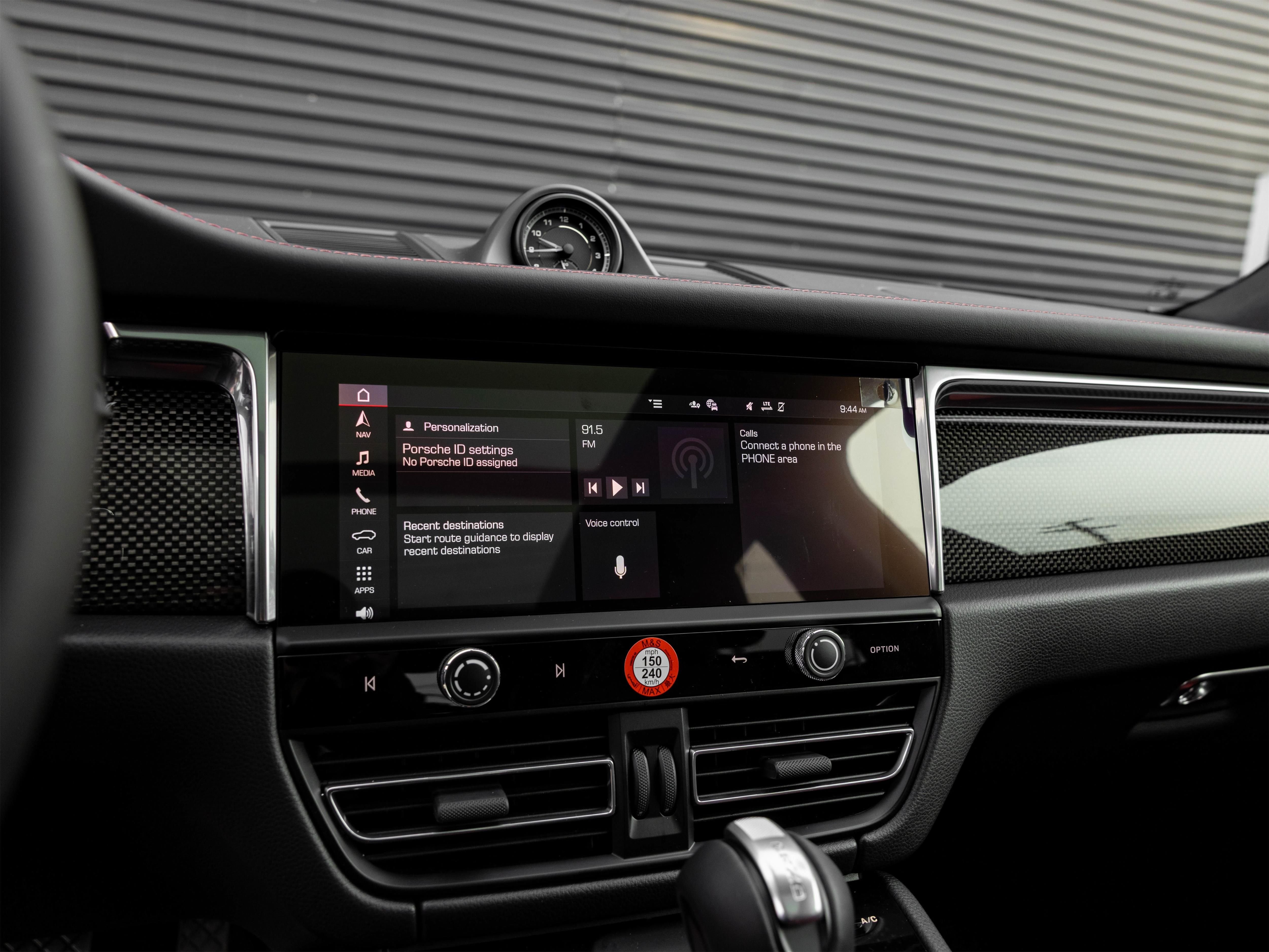 2026 Porsche Macan S - Photo 29