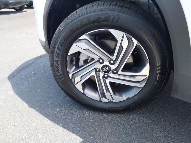 Used 2023 White Hyundai SEL image 30