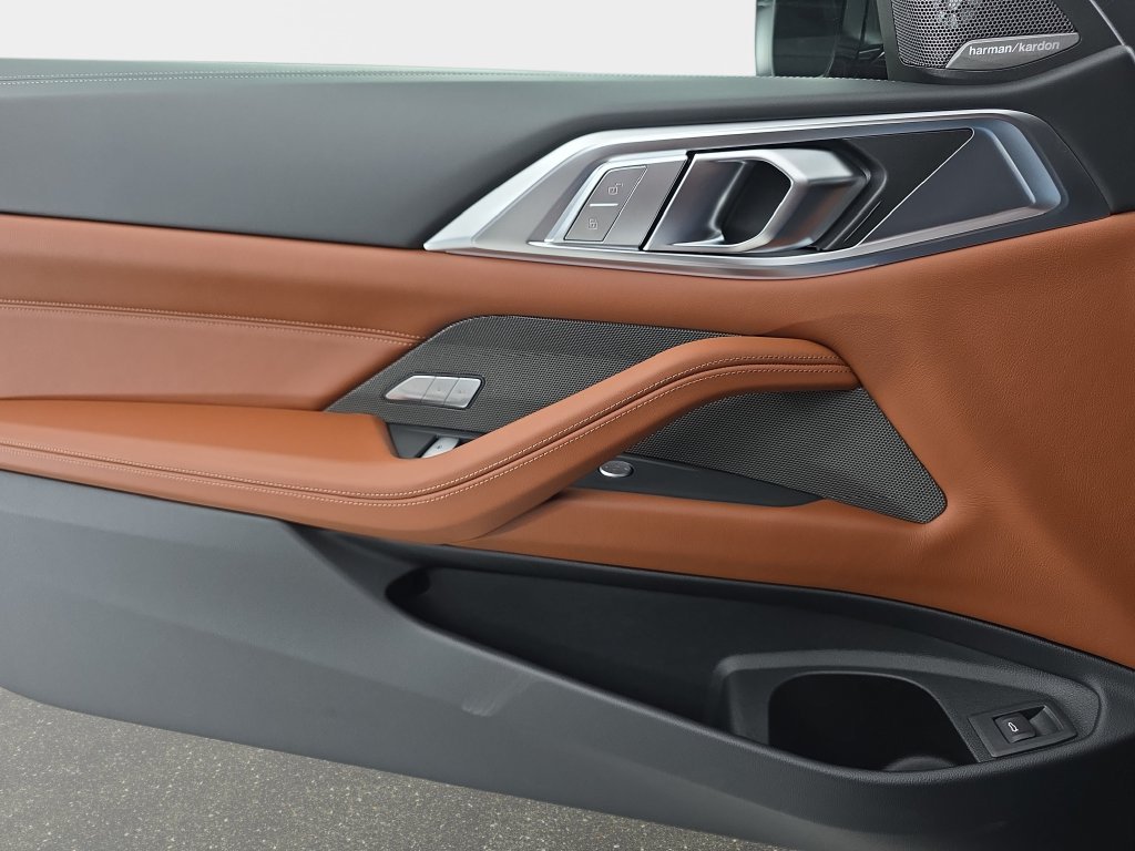 New 2027 Aventurin Red Metallic BMW Competition image 25