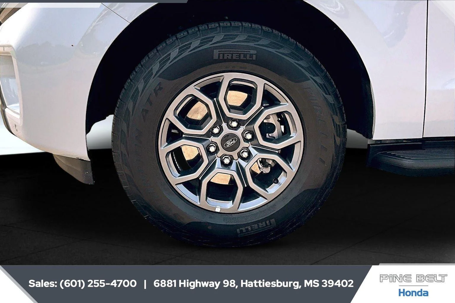 Used 2025 Space Silver Ford Active image 7