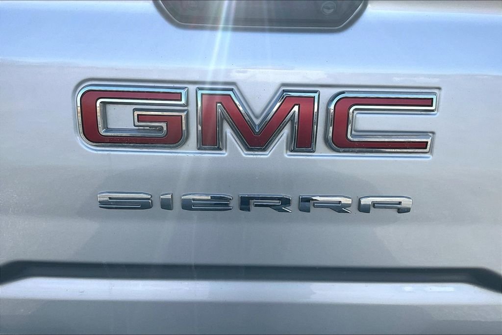Used 2022 Quicksilver Metallic GMC Pro image 28
