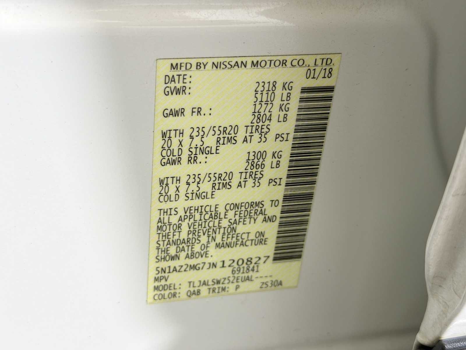 Used 2018 Pearl White Nissan Platinum image 33