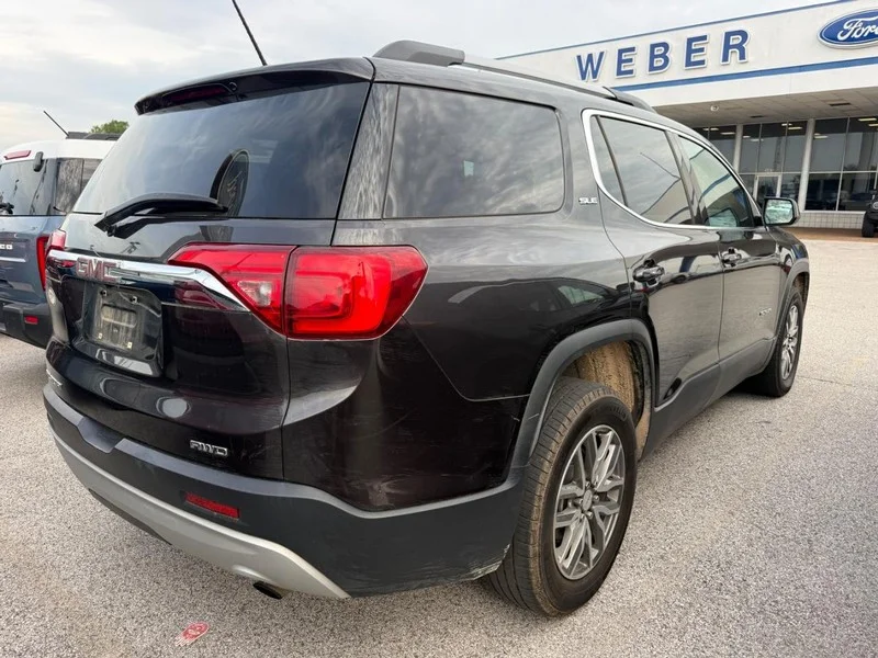 Used 2019 GMC Acadia SLE-2 with VIN 1GKKNSLA2KZ143965 for sale in Granite City, IL
