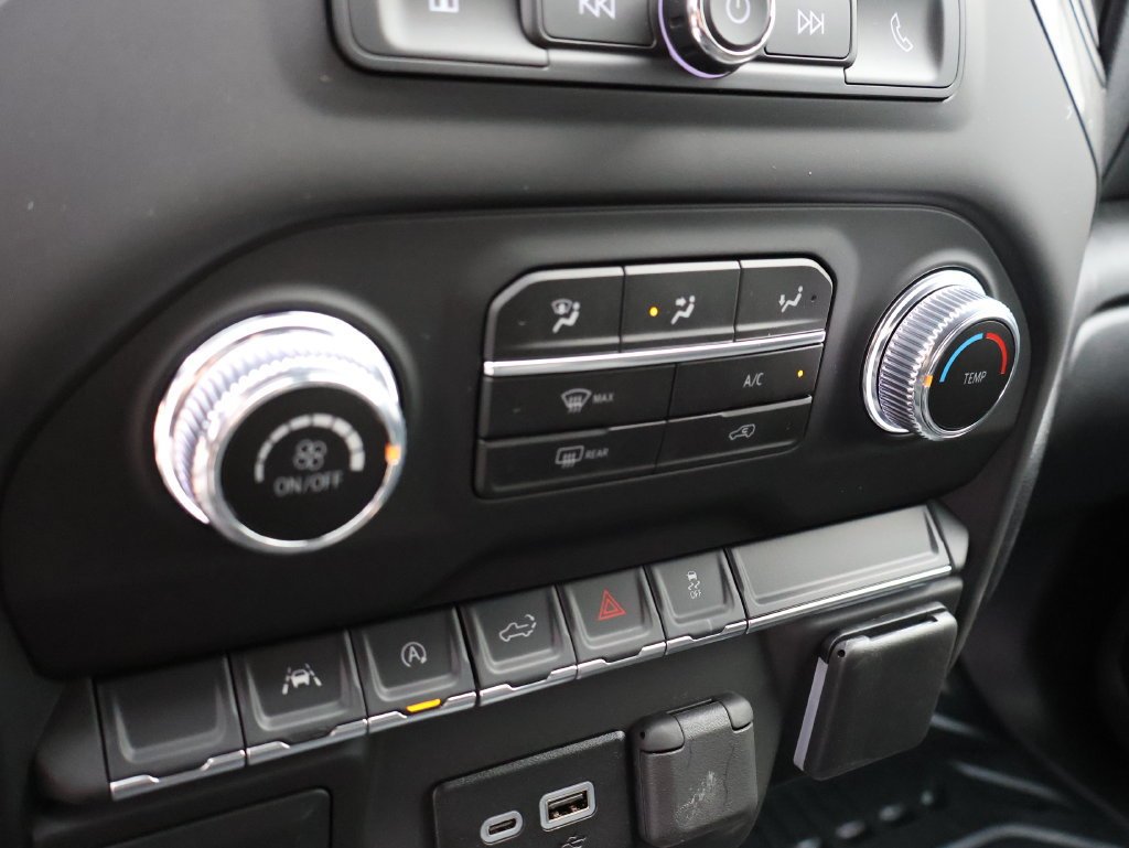 2026 GMC Sierra 1500 Pro - Photo 17