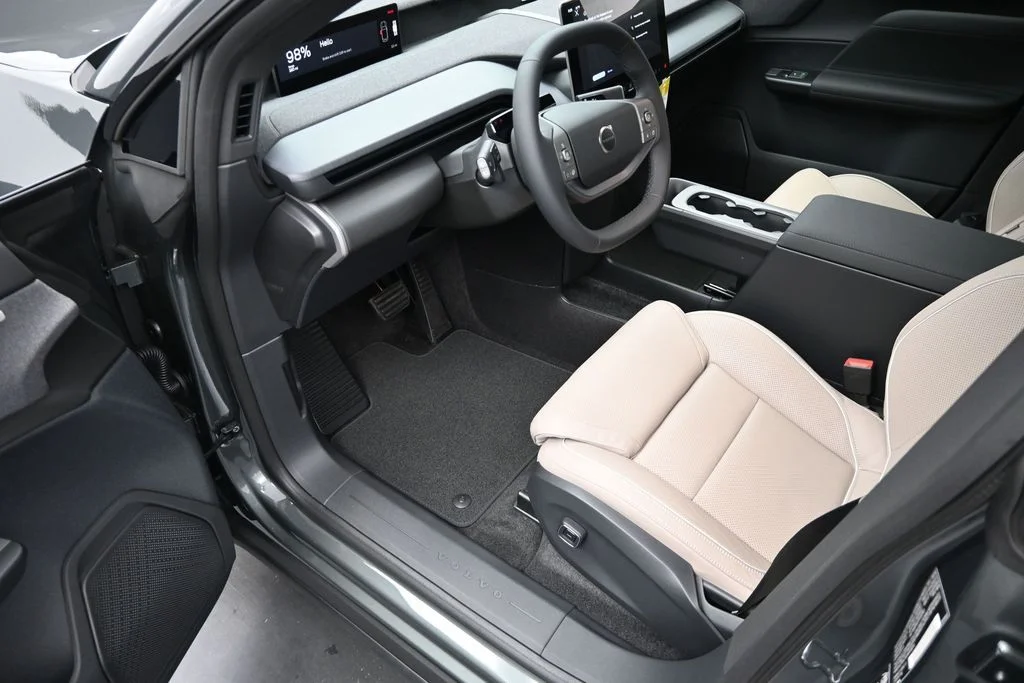 New 2027 Forest Lake Volvo Ultra image 9