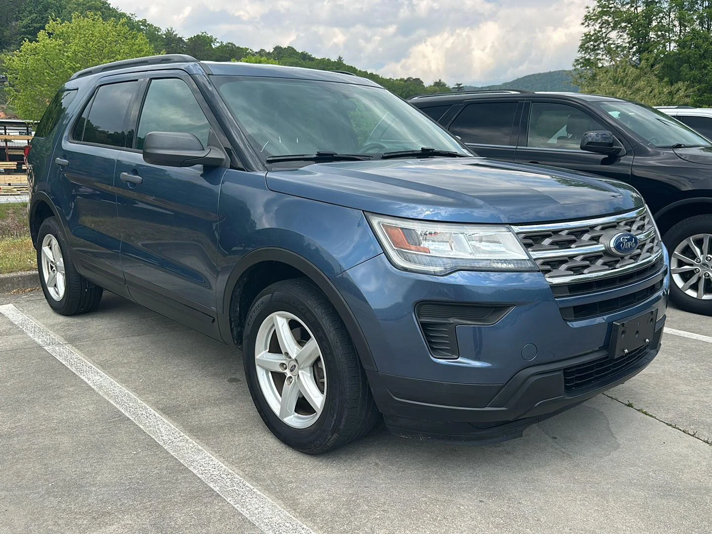2018 Ford Explorer Base 4WD's photo